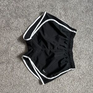 Women’s Nike Shorts Size S